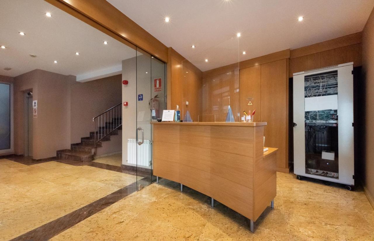 Aparthotel Iceberg Sant Julia de Loria Exterior photo