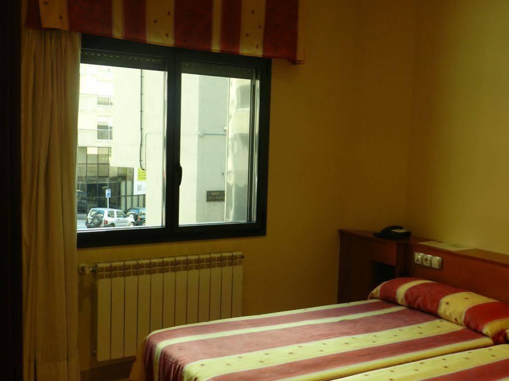Aparthotel Iceberg Sant Julia de Loria Exterior photo